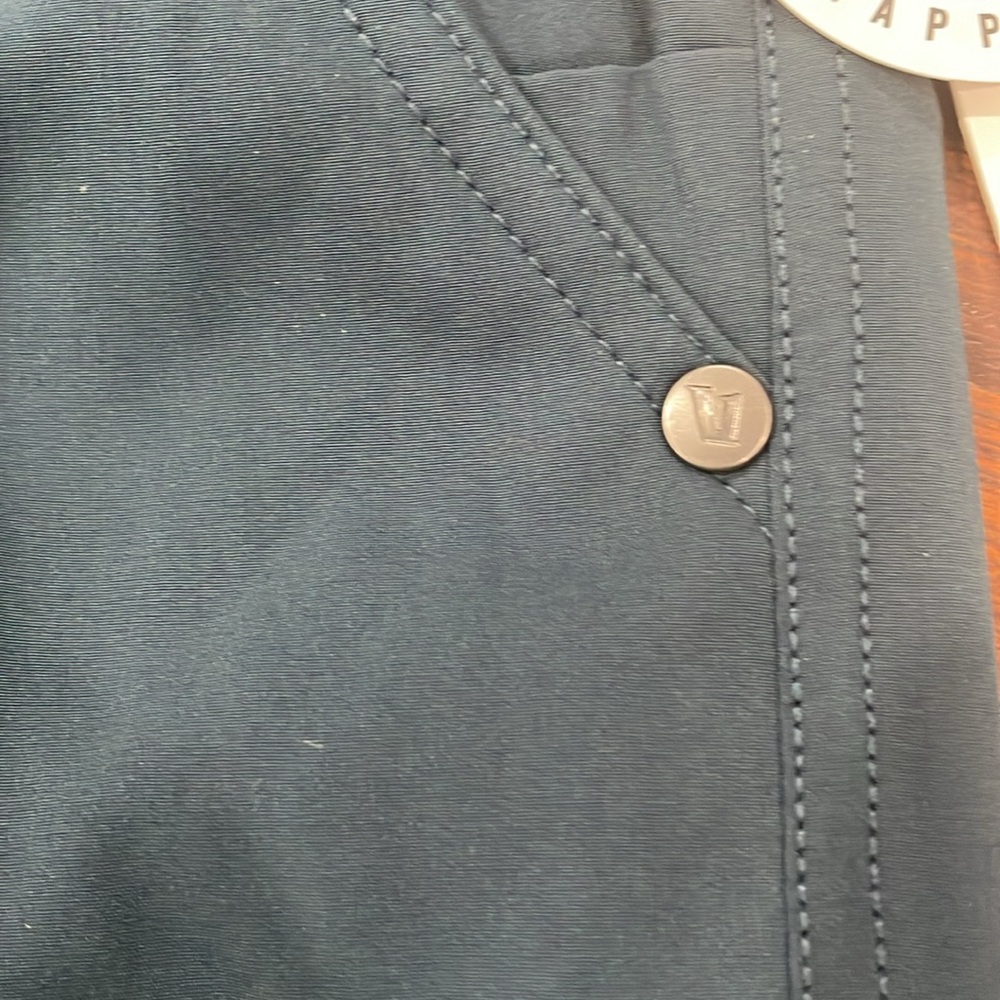 Vuori Kore shorts BNWT - Picture 5 of 7